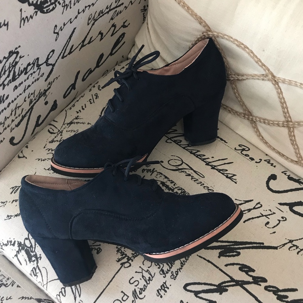 Blue suede shoes